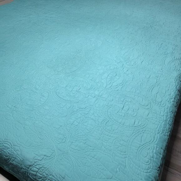 American Pacific Twin Quilt Southwest Teal 84" x 68" - Picture 10 of 16